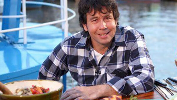 Entrevista - Entrevista con el chef Ariel Rodríguez Palacios en televisión